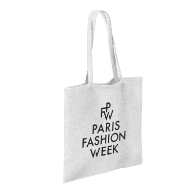tote bag en coton personnalisé pour la Paris Fashion Week