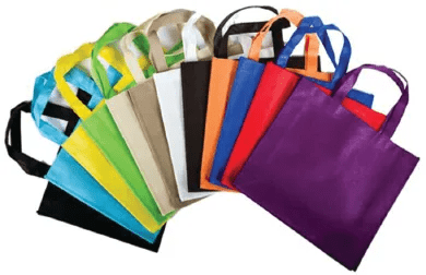 Tote bag en tissu de différentes couleurs