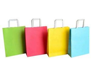 lot-sac-kraft-poignees-plates-couleurs-sans-impression-300x214.jpg